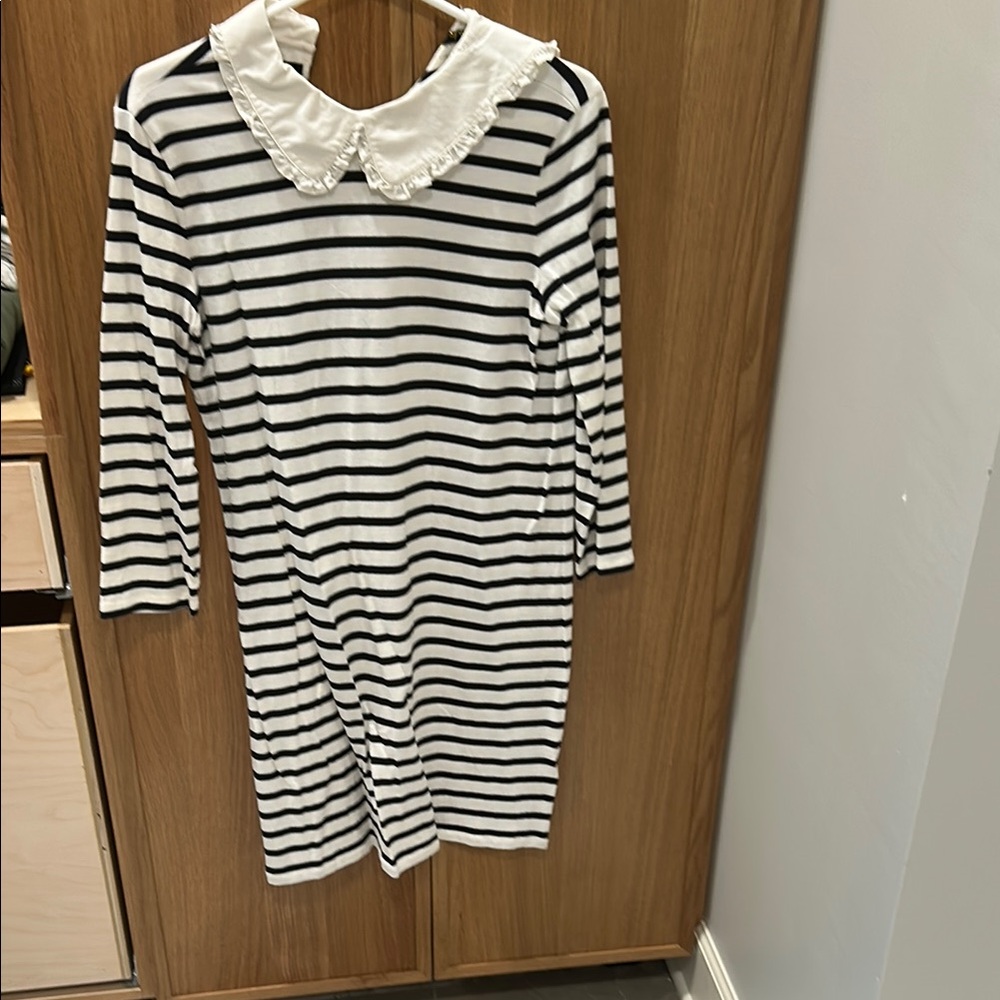 KATE SPADE Striped Dress with Ruffled Collar  EXCELLENT CONDITON